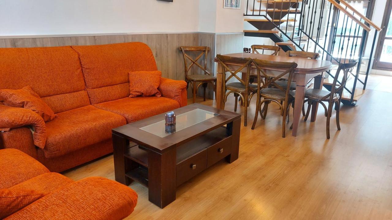 Apartamentos Castiello De Jaca 3000 Exterior photo